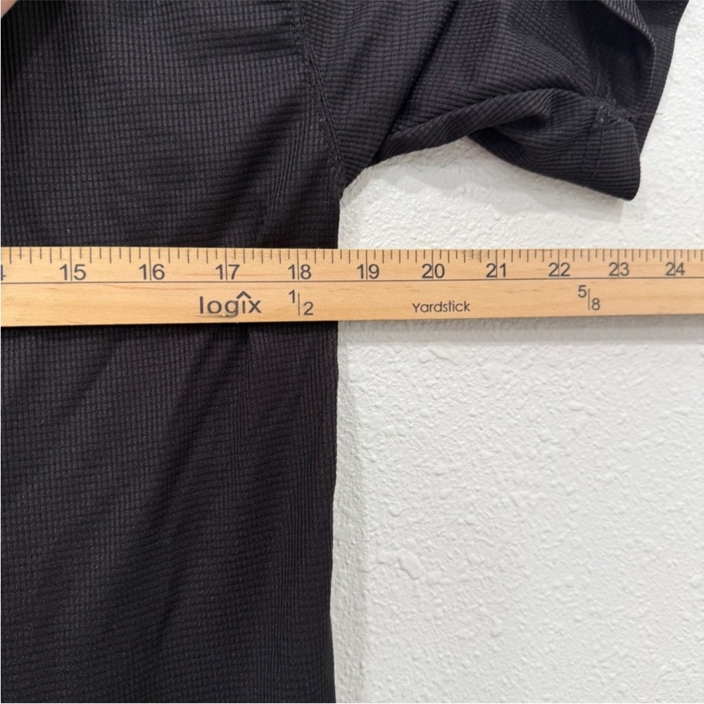 PAVO by Lastrada | Men's Black Ribbed Textured Knit Tee - L (16/18) - Picture 3 of 11